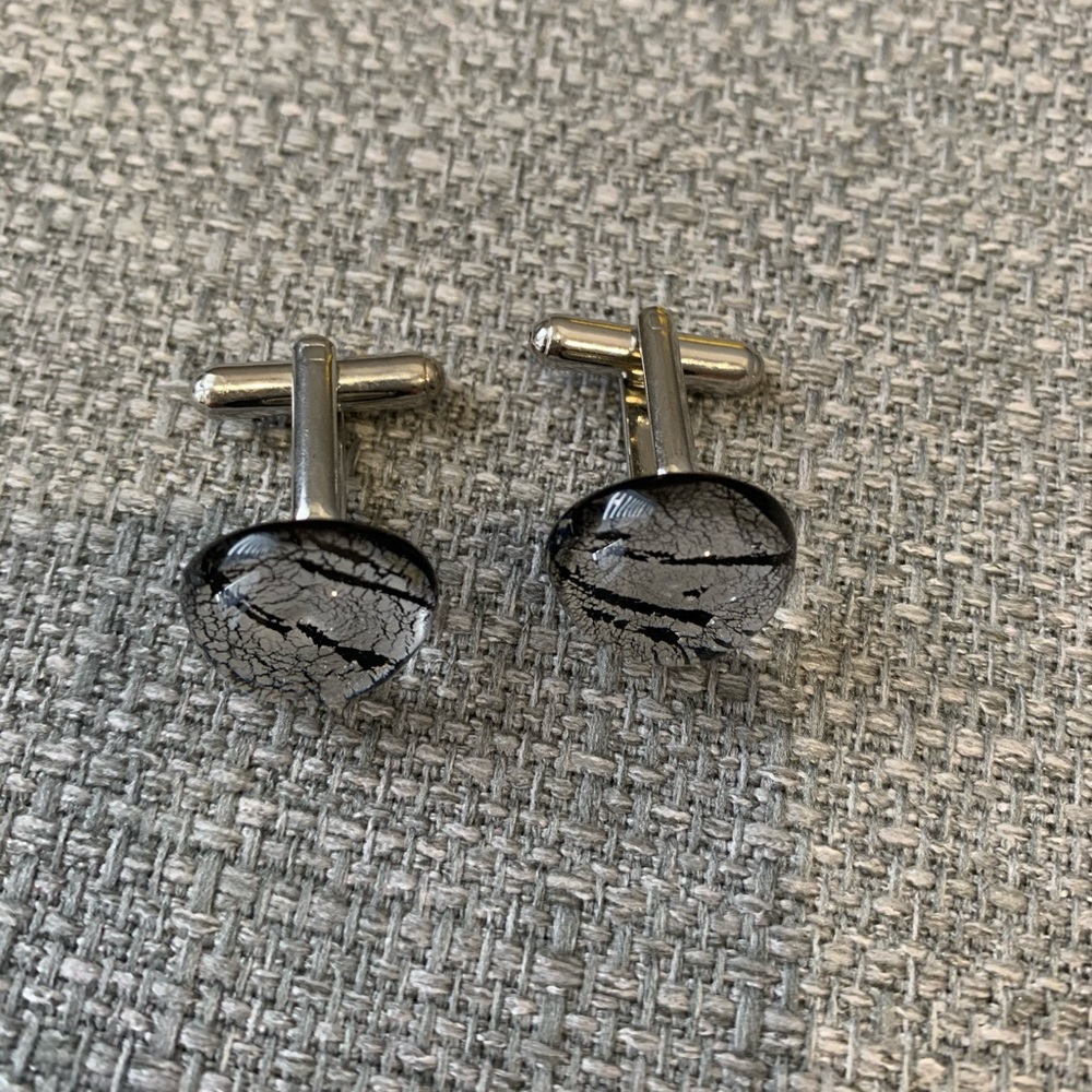 Brand new men’s cuff links - Picture 3 of 4